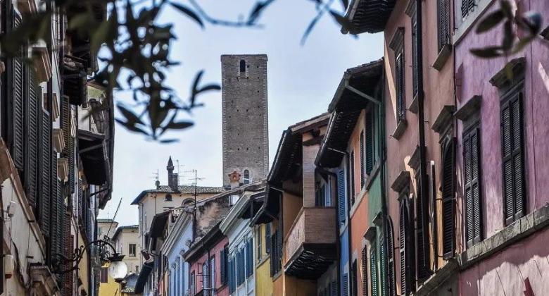  Torre dell’Olio a Spoleto 